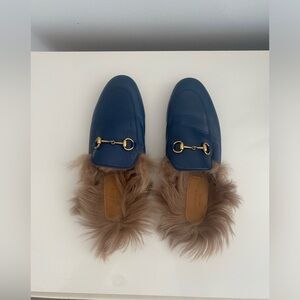 Gucci fur shoes/flats - used